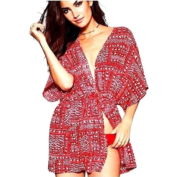 VICTORIA’S SECRET: Swimsuit Heart Cover-Up Robe - Size One Size - Picture 1 of 5